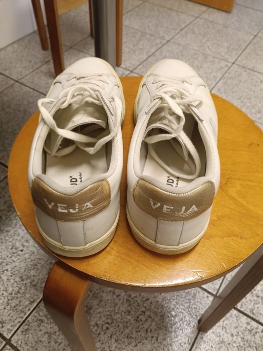 Sapatilhas/ tenis VEJA, brancas, nº 40