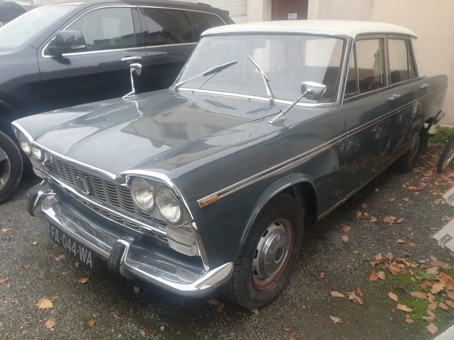 Fiat 2300 rok produkcji 1963 na części
