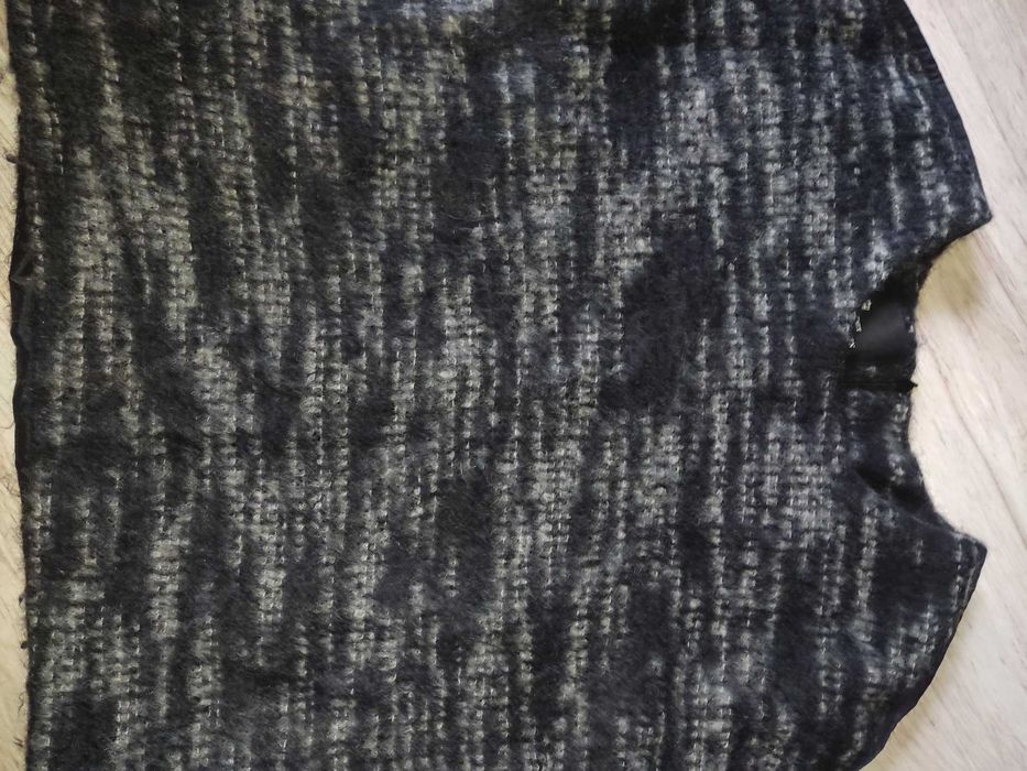 Sweter, bluzka czarno - szara 36
