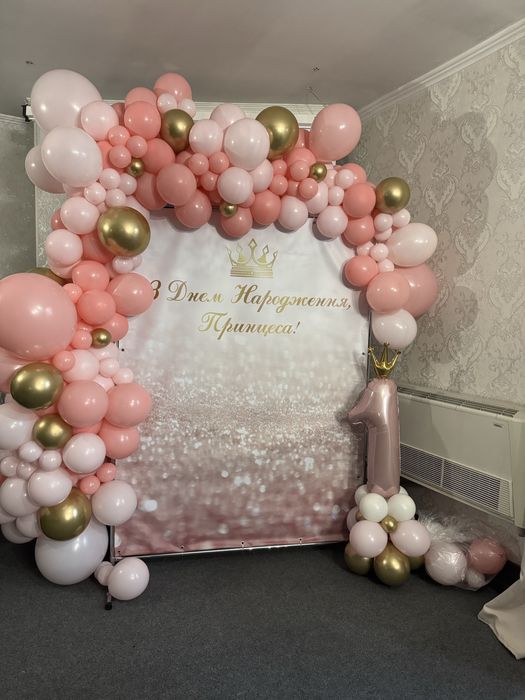 Чудовий банер на 1 рік,використані був 1 раз,як новий