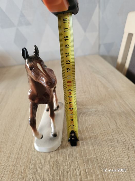 Koń  porcelanowy