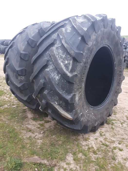 2 sztuki opony Wzmocnione TRELLEBORG 900/60 R - 42 TM1000