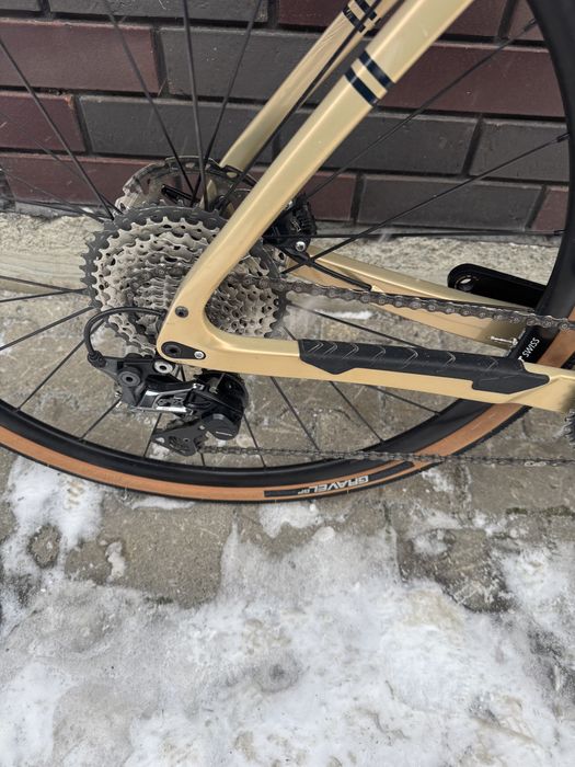 Bianchi Arcadex 2023