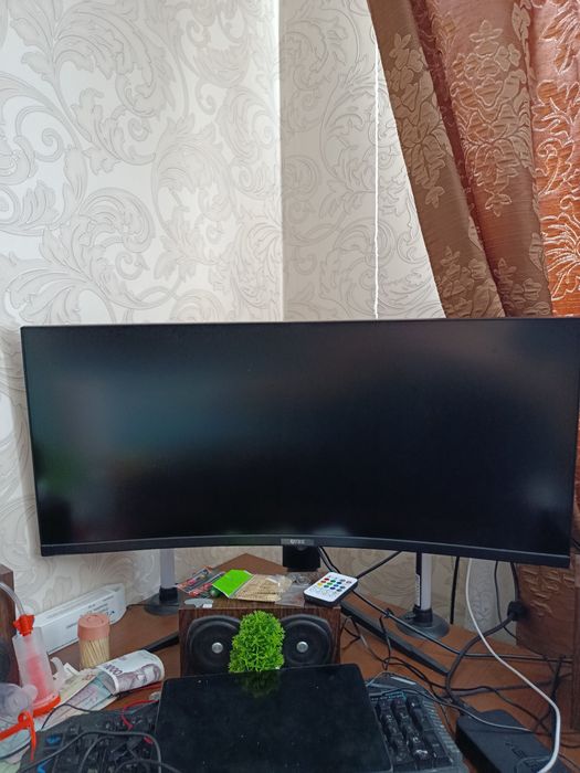 Монітор ігровий QUBE Overlord 34