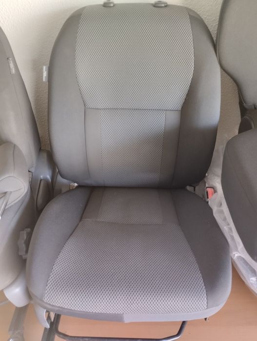 Bancos Rav4 2004