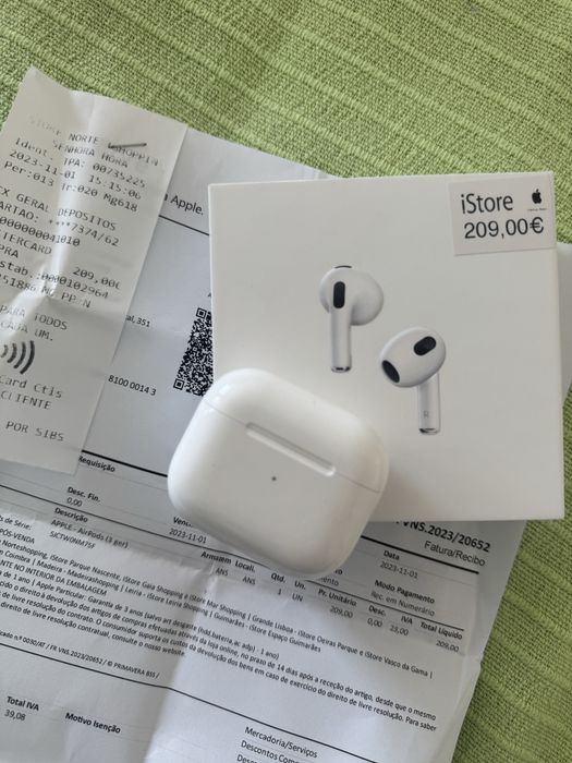 Airpods 3  Apple
