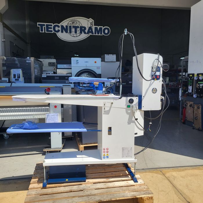 Tabua de passar a ferro emgomadoria