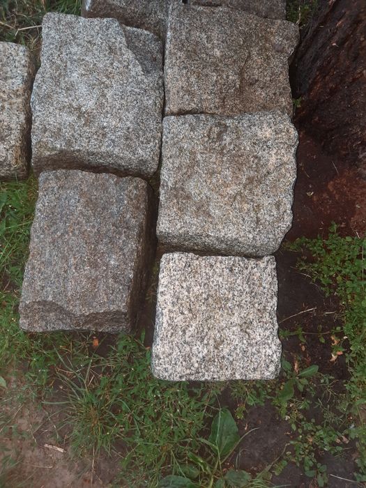 Ķamień łupany granit 20×20