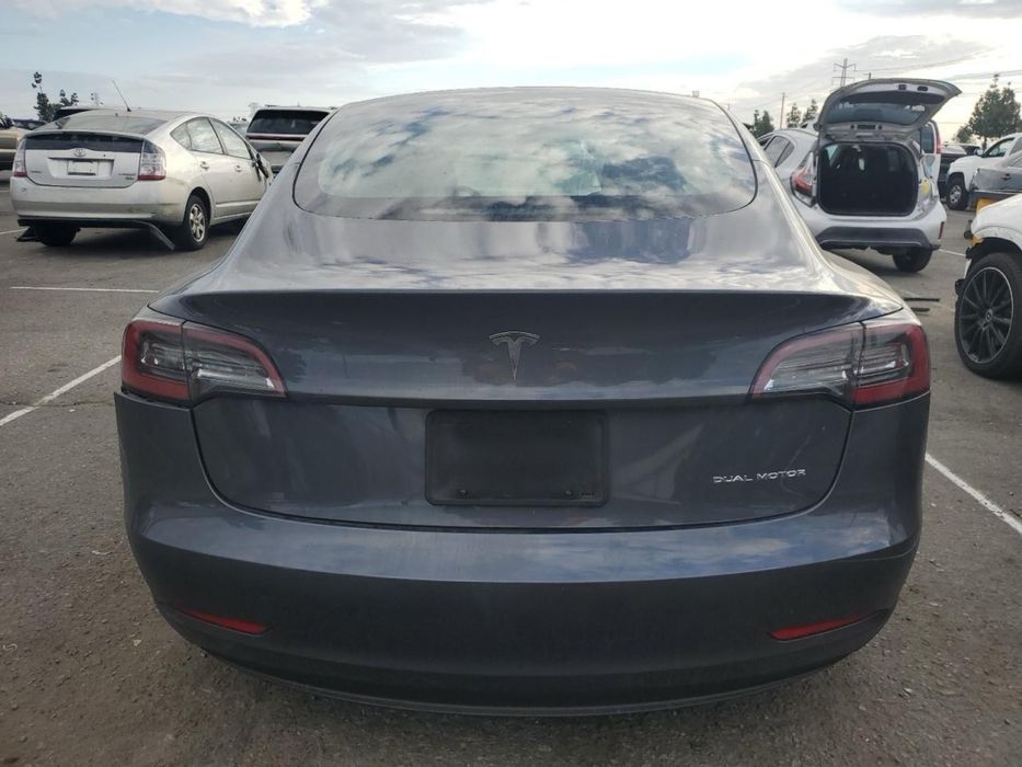Tesla Model 3 DualMotor 2023