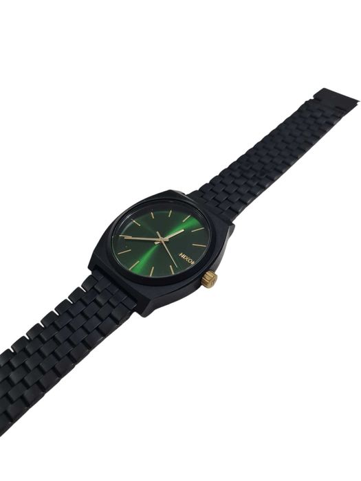 Elegancki i ponadczasowy zegarek Nixon Time Teller