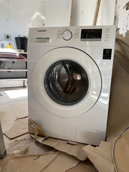 Máquina de Lavar Roupa Samsung 8kg WW80T4040EE/EP