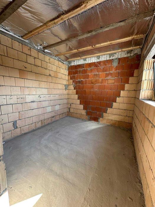 Продаж дуплексу, Заріччя