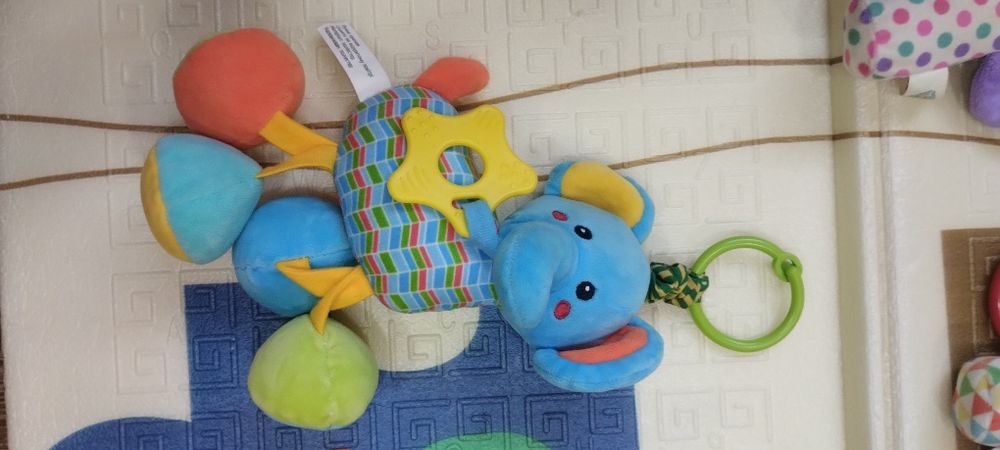 Іграшки для самих маленьких