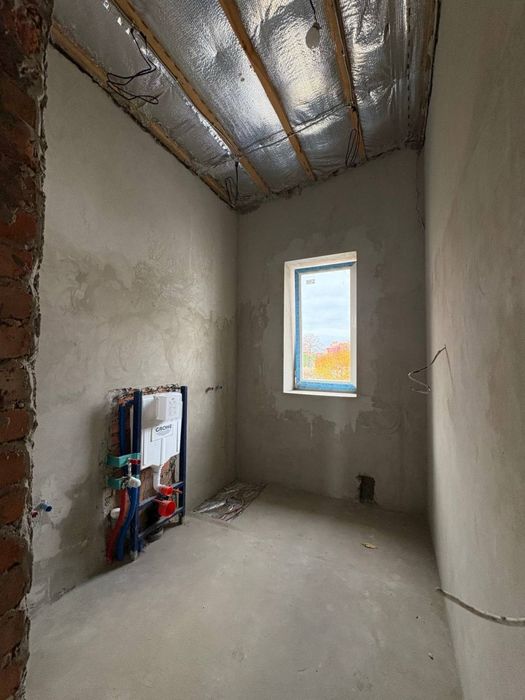 р Двоян у масиві Криниченька, двоповерховий, автономне газове