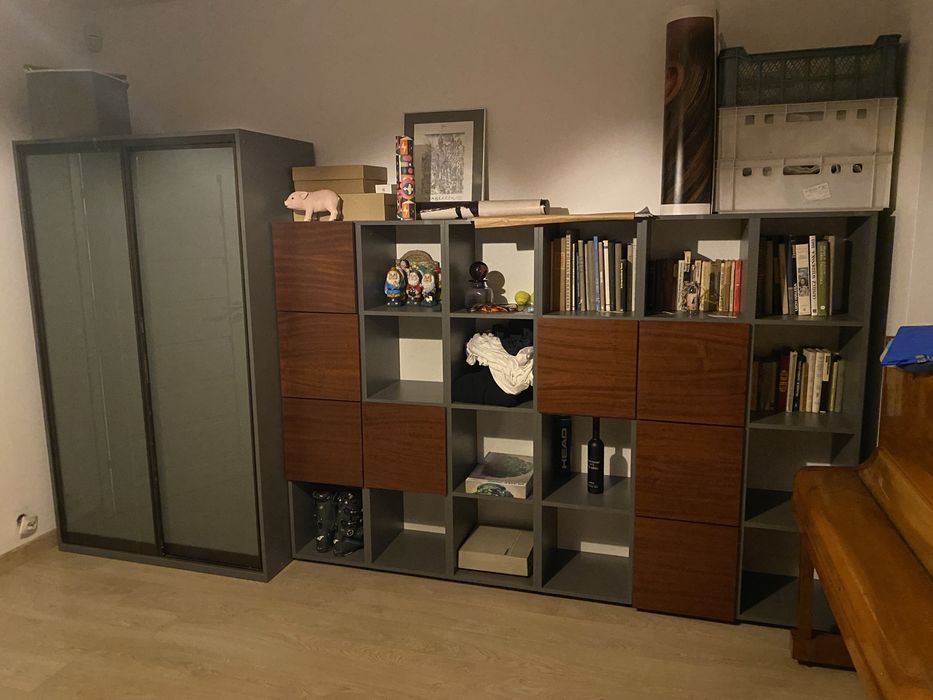 Komplet mebli regały + szafa