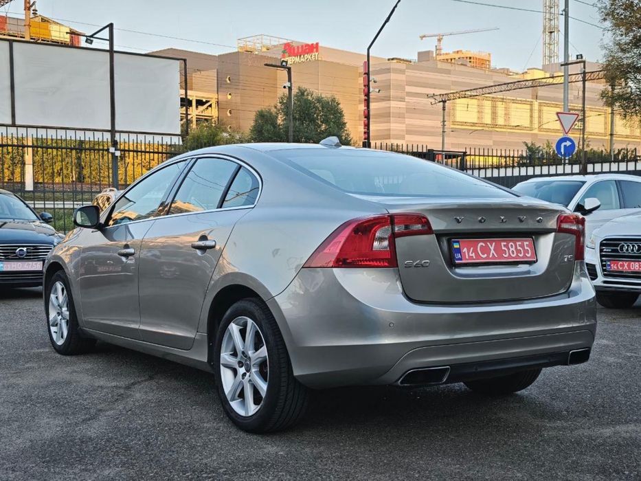 VOLVO S60 2.0 T5 бензин ІДЕАЛ ВІДЕО