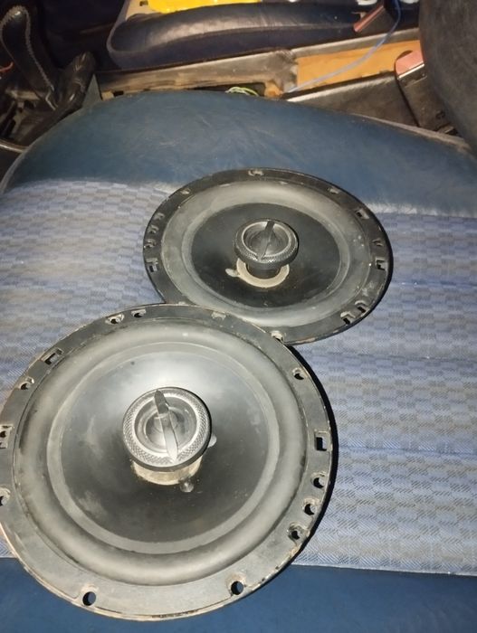 Продам пару динамиков Decker DS-162
