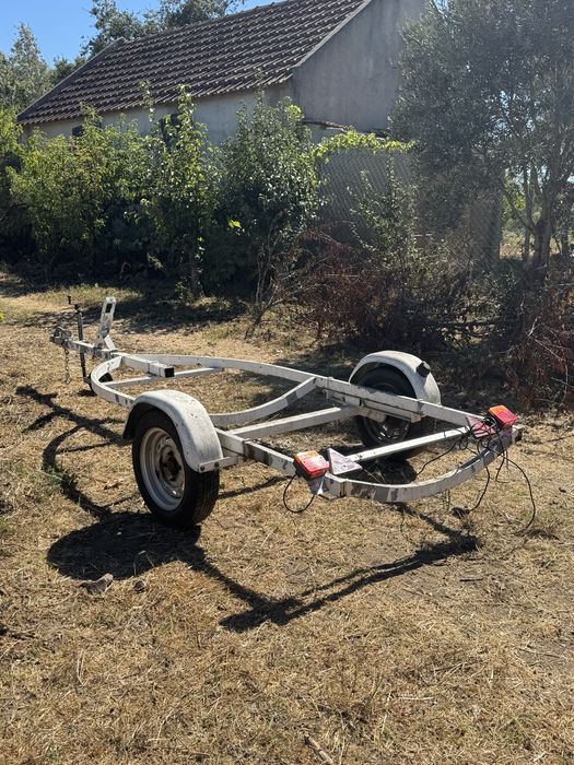 Reboque / Atrelado para Barco – Eixo Simples – 500€ Negociável