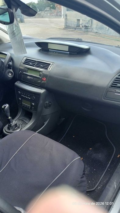 Vendo Citroën C4 em bom estado