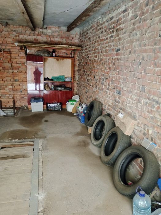 Продам гараж (Гаражне товариство Буран)