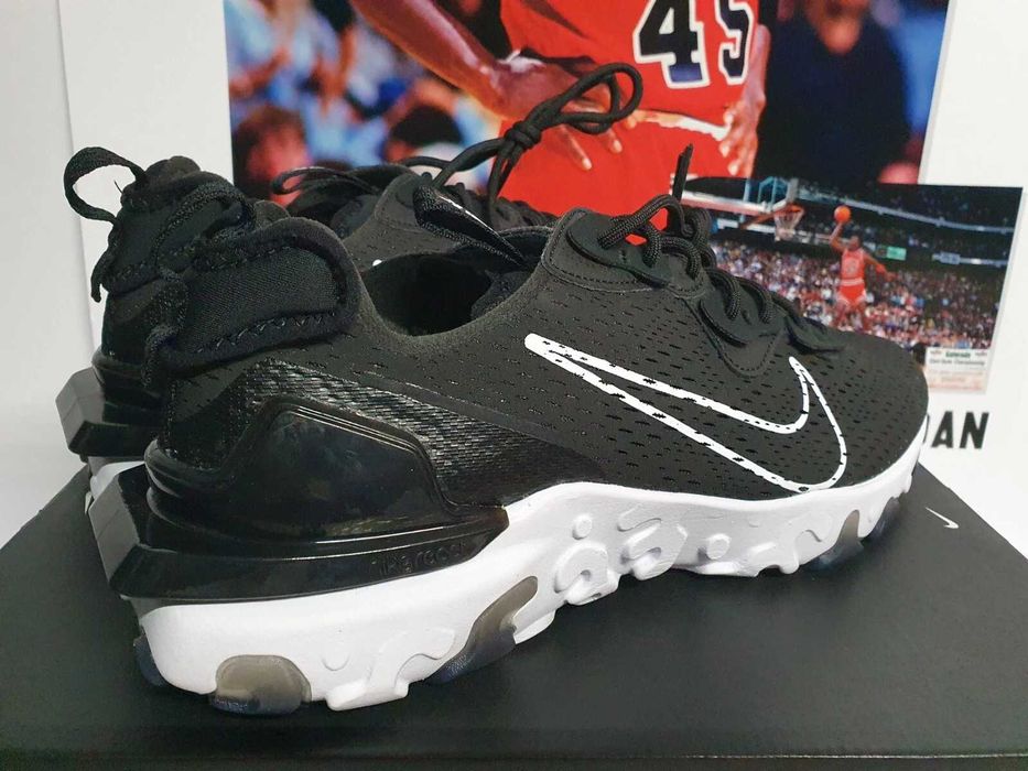 Кросівки Nike React Vision Black White