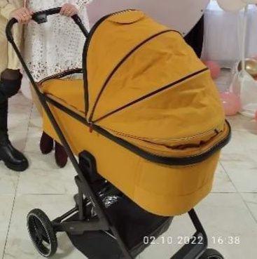 Продам коляску 2в1