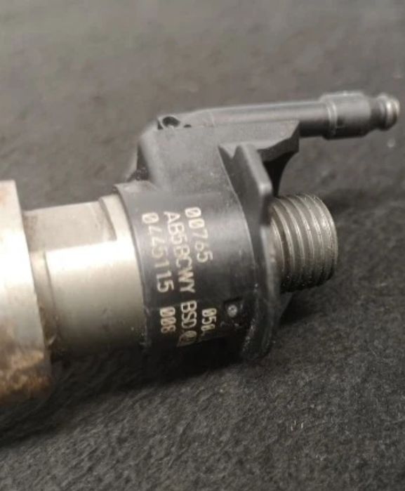 Injector ORIGINAL BOSCH BMW 730d M57 3.0d E65 E66 231cv 2005- EPC