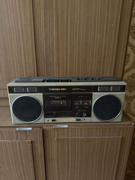 Кассетный магнитофон