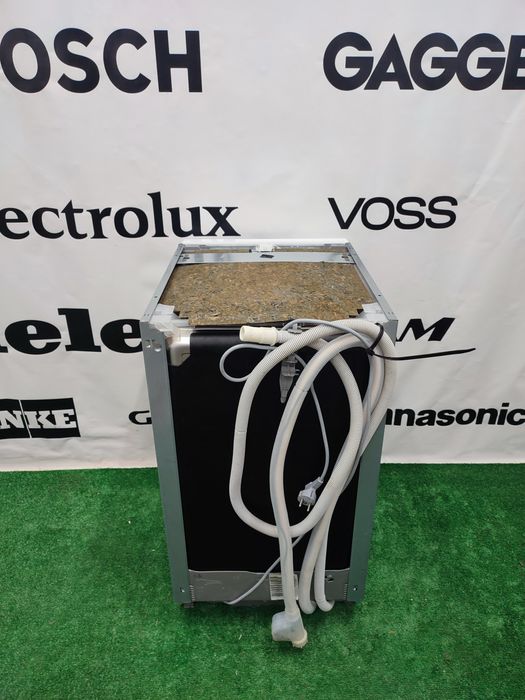 Вбудована посудомийна машина Bosch SuperSilence Serie 6 вузька 45см