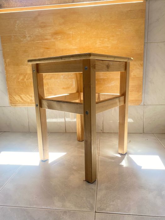 Banqueta de Pinho Bege- conservada