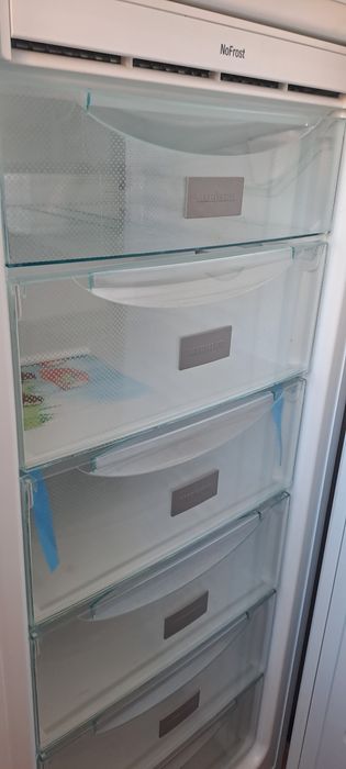 Морозильна камера Liebherr GN 2323