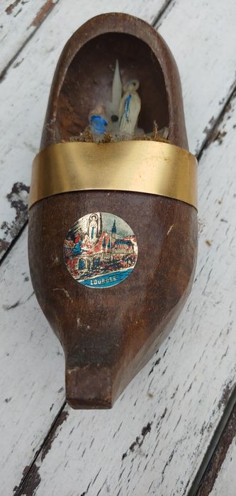 Zabytkowa zawieszka pamiątka z Lourdes (F20)