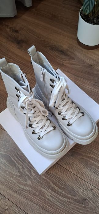 Sprzedam buty zimowe DeeZee rozmiar 36