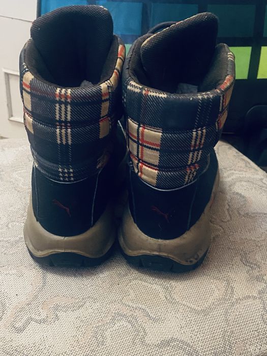 Продам ботинки Puma,б/у состояние отличное,не промокаемые,размер 37.