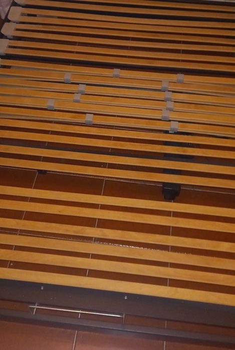 Cama/estrado elevatória 1,50x2,00 c/colchão incluído