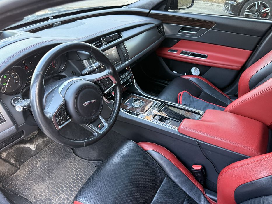 Jaguar XF 3.0 AWD ТОРГ