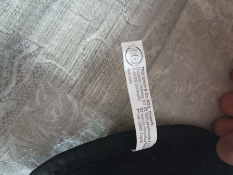 Шлейка для собак чи котів, амуніція  із написом "V.I.P.".