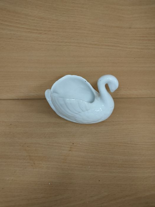 Conjunto de floreiras cisne.