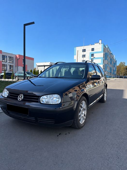 Продам гольф 4 2004 р 1.4 бенз механіка Нерозмитнений