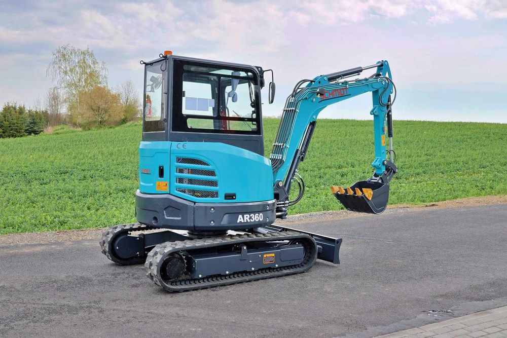 Minikoparka 3.8t SCHMIDT AR360 Kubota D1703 Klima Zero Tail 2026