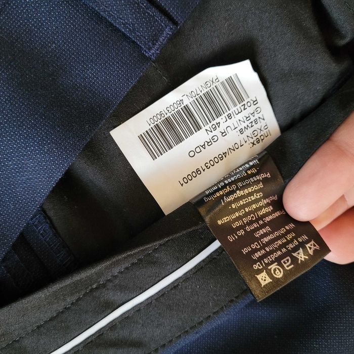 Garnitur Próchnik - rozmiar 46 / 46N - jak nowy, granatowy, matowy