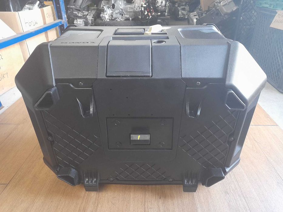 Top-case – Honda CRF 1100L Africa Twin 25-26