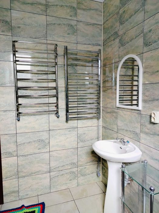 Продаж будинку Броварський район, село Зазим"'я,, вул. Гостинна