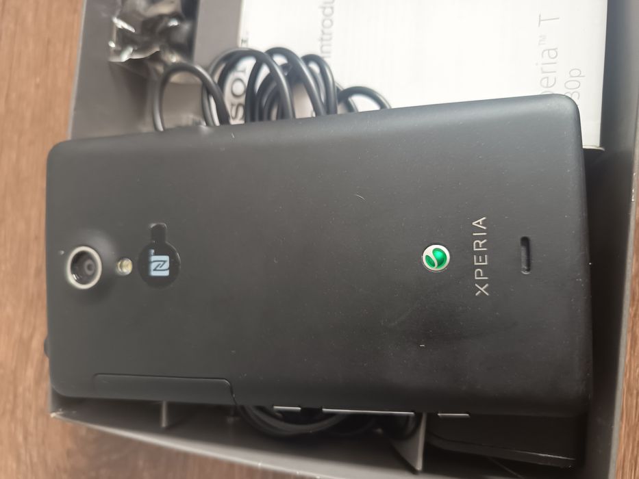 смартфон  телефон Sony Xperia T новий