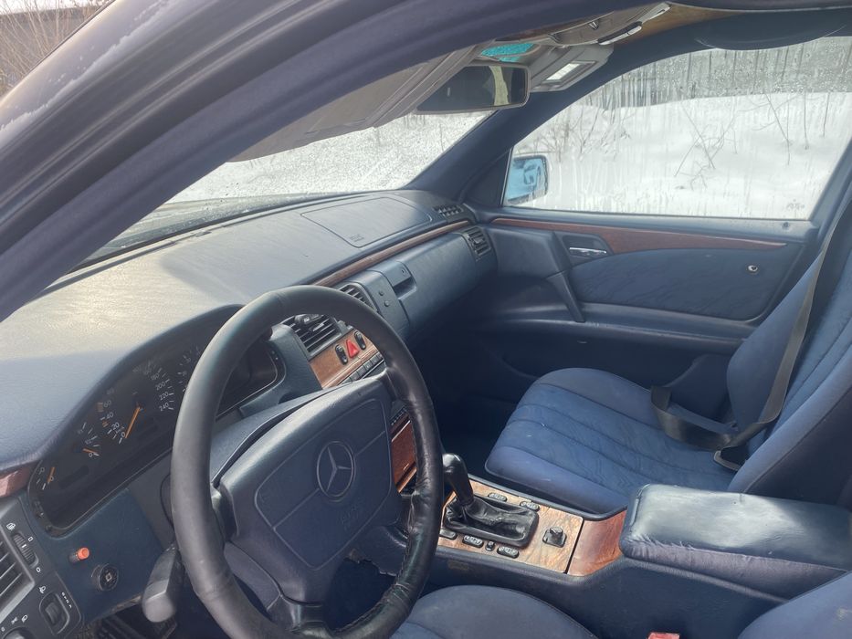 Мерседес 1997 рік 2.3 газ бенз