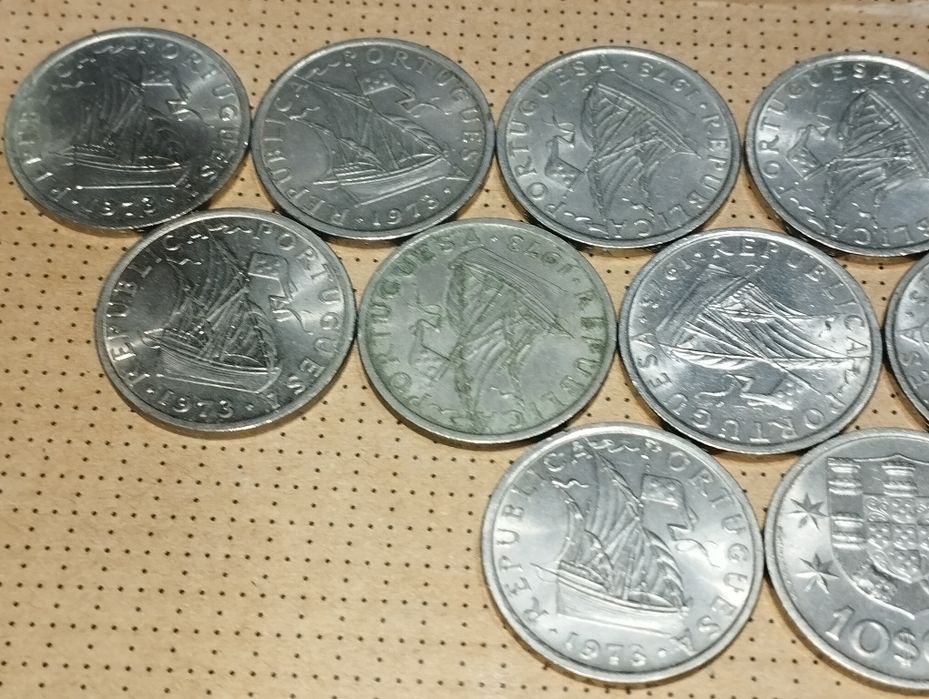 Moedas de 10 escudos de 1973