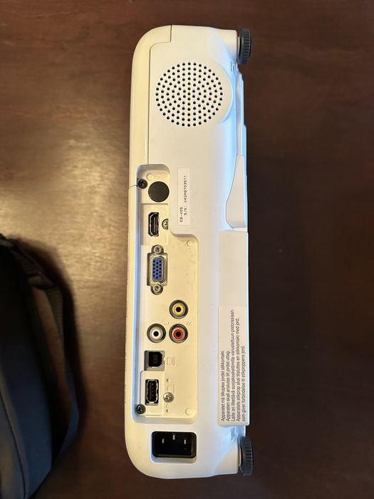 Video-projector Epson EB-X05