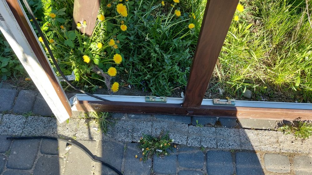 Okno podwojne 143x138cm rama