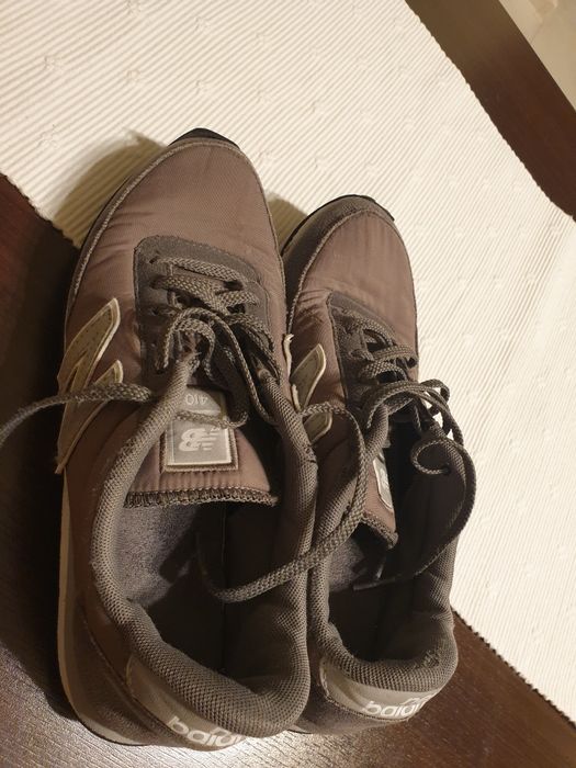 Sprzedam chłopięce buty new balance r39
