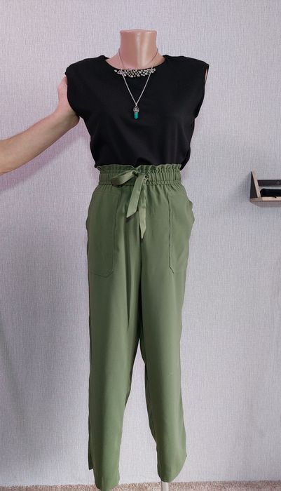 Свободные брюки, штаны Zara. Размер М, наш 44-46.